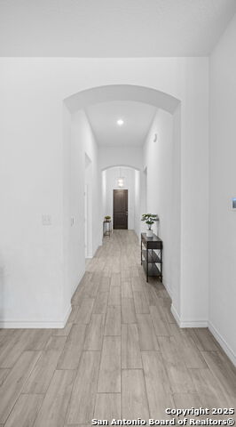 Image 18 of 37 For 10619 Revolver Trail