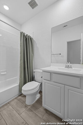 Image 25 of 37 For 10619 Revolver Trail