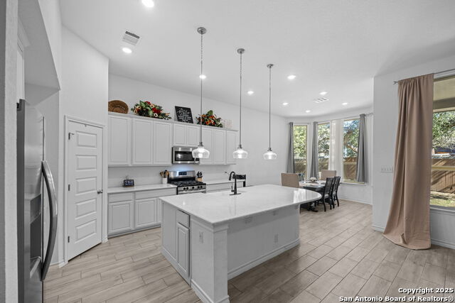 Image 4 of 37 For 10619 Revolver Trail