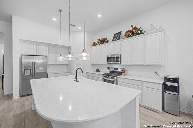 Image 6 of 37 For 10619 Revolver Trail