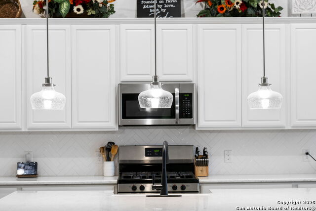 Image 7 of 37 For 10619 Revolver Trail