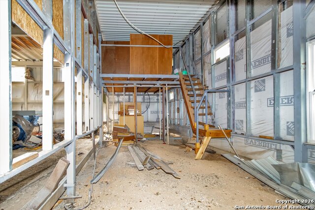 Image 10 of 26 For 324 Doe  