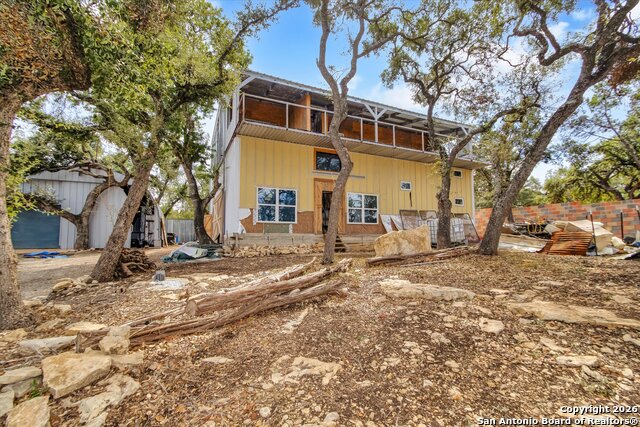 Image 3 of 26 For 324 Doe  