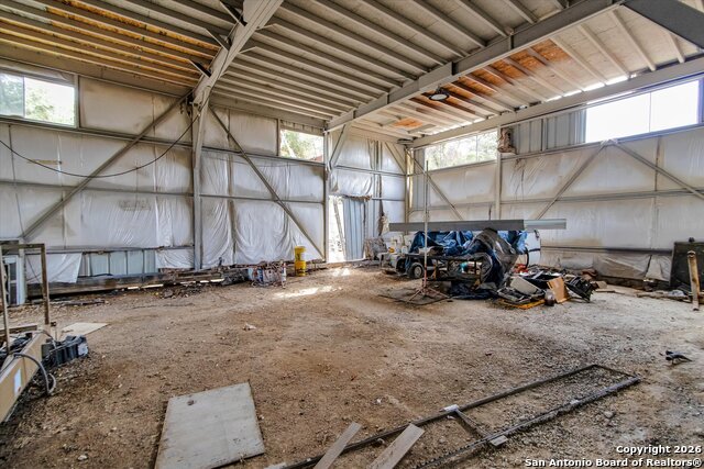 Image 6 of 26 For 324 Doe  