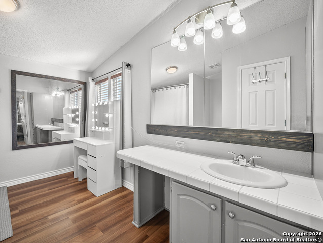 Image 25 of 38 For 119 Porter Ave.