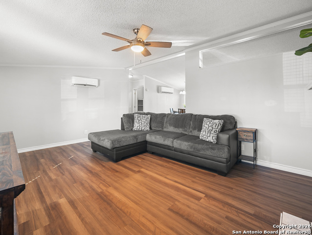 Image 8 of 38 For 119 Porter Ave.