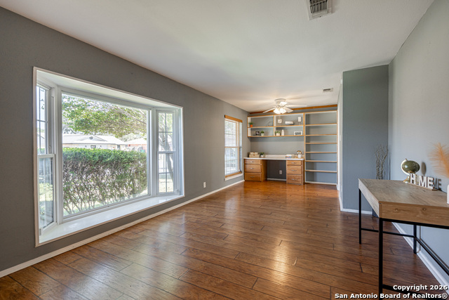 Image 3 of 18 For 4530 Hidden Creek