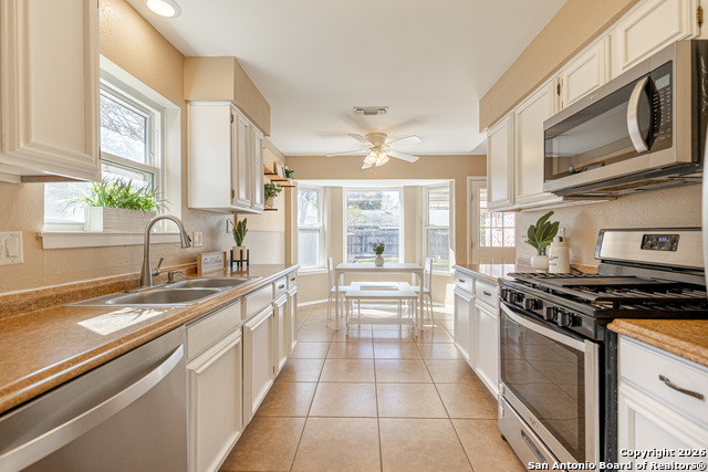 Image 5 of 18 For 4530 Hidden Creek