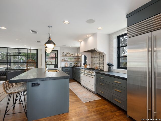 Image 13 of 57 For 116 Canterbury Hill