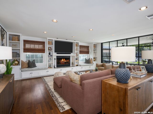 Image 22 of 57 For 116 Canterbury Hill