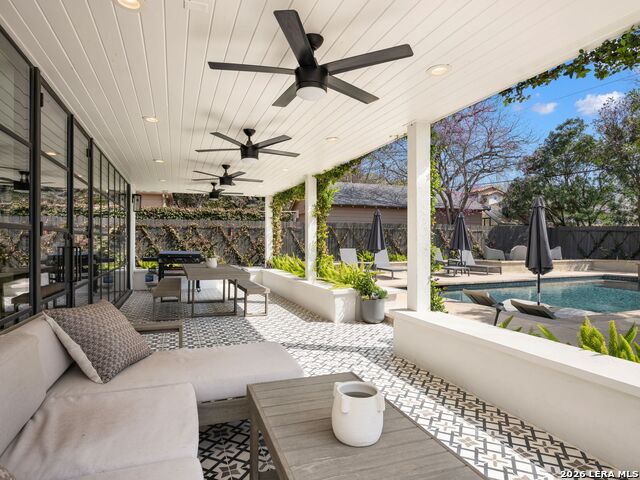 Image 46 of 57 For 116 Canterbury Hill