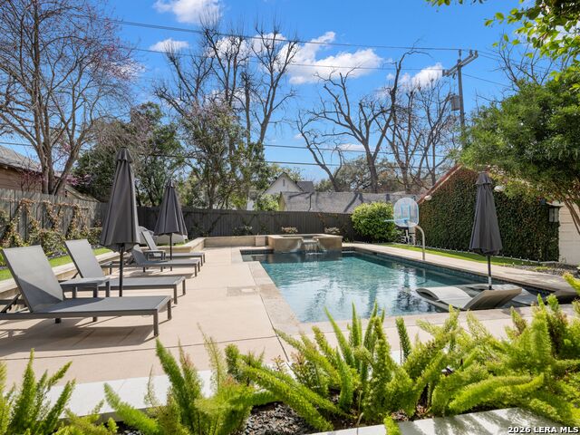 Image 52 of 57 For 116 Canterbury Hill