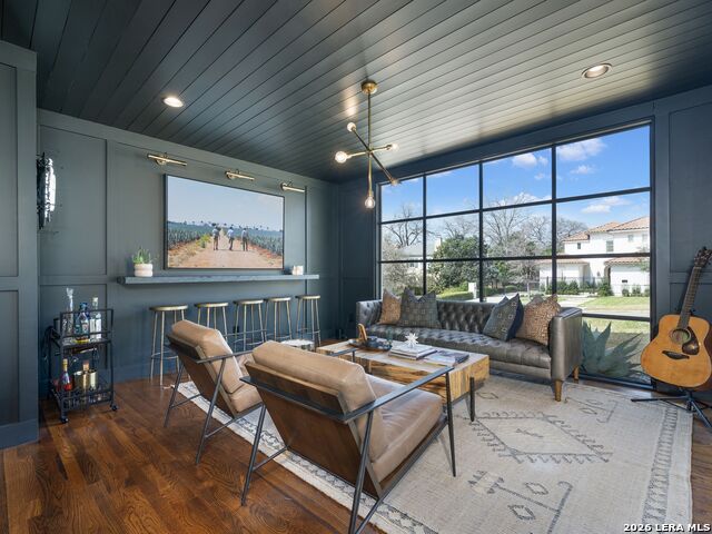 Image 8 of 57 For 116 Canterbury Hill