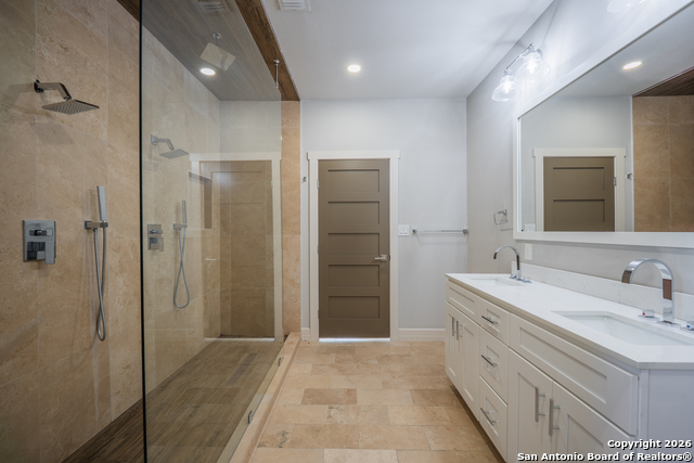 Image 19 of 47 For 208 Lemonwood