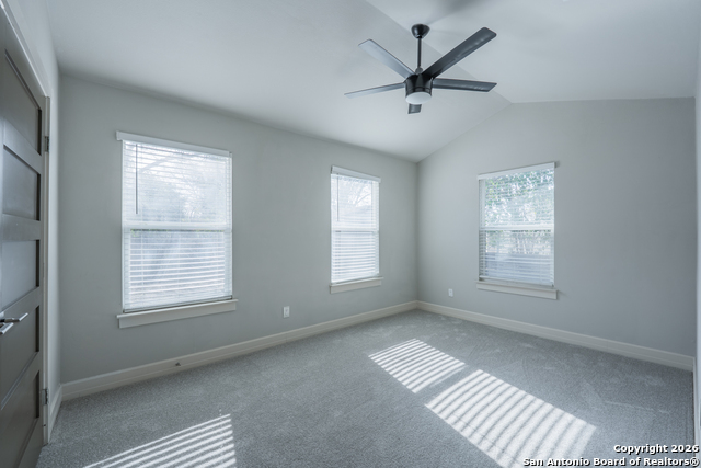 Image 37 of 47 For 208 Lemonwood