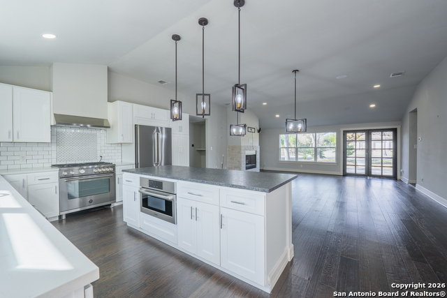 Image 5 of 47 For 208 Lemonwood