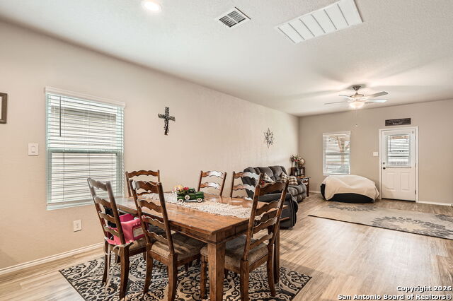 Listing photo id 9 for 13039 Heathers Sun