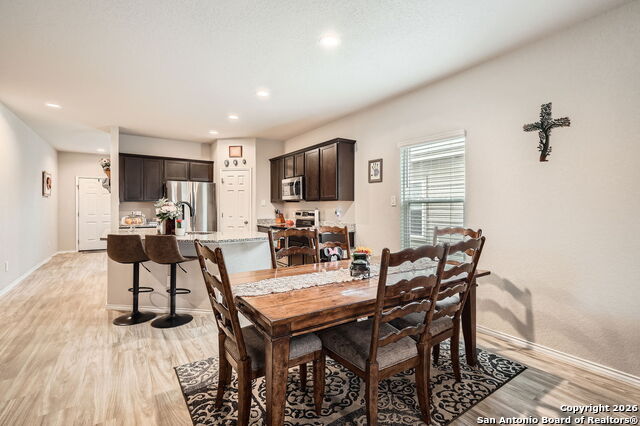 Listing photo id 10 for 13039 Heathers Sun