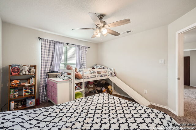 Listing photo id 18 for 13039 Heathers Sun