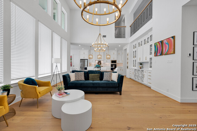 Image 15 of 68 For 235 Corazon  