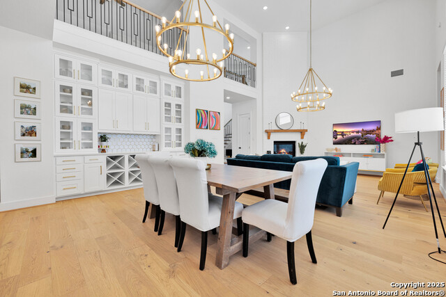 Image 20 of 68 For 235 Corazon  