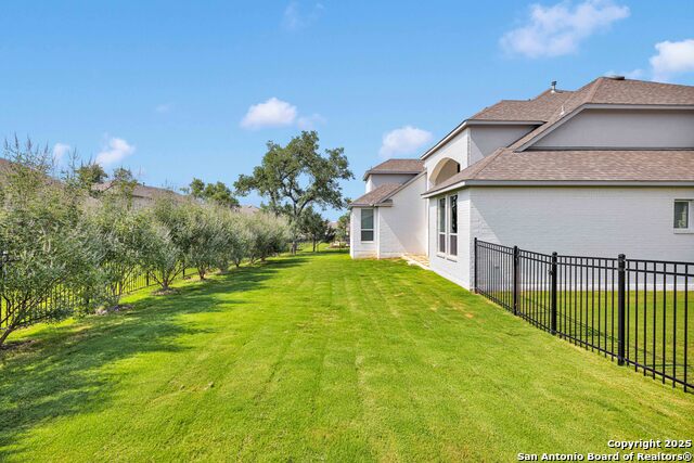 Image 60 of 68 For 235 Corazon  