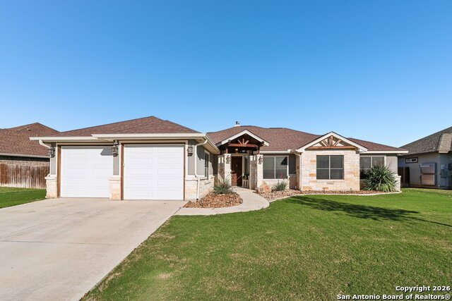 Details for 132 Fairway Dr, Floresville, TX 78114