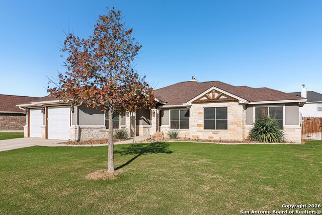 Image 5 of 46 For 132 Fairway Dr