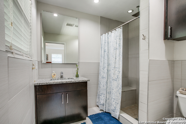 Image 10 of 12 For 111 Warwich  