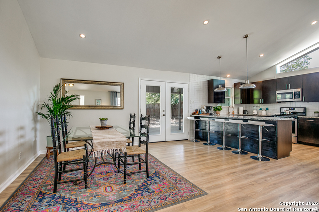 Image 6 of 12 For 111 Warwich  