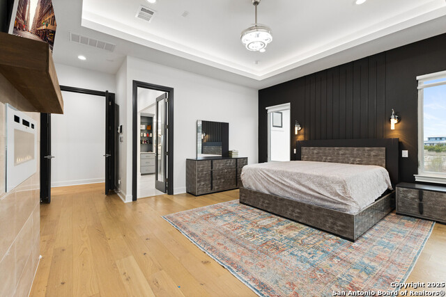 Image 44 of 83 For 10206 Kendall Cyn