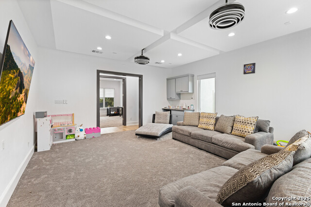 Image 53 of 83 For 10206 Kendall Cyn