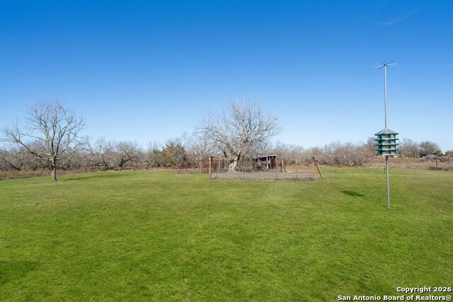Listing photo id 28 for 19414 Lockwood