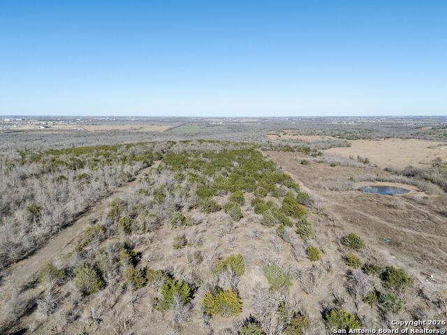 Listing photo id 32 for 19414 Lockwood