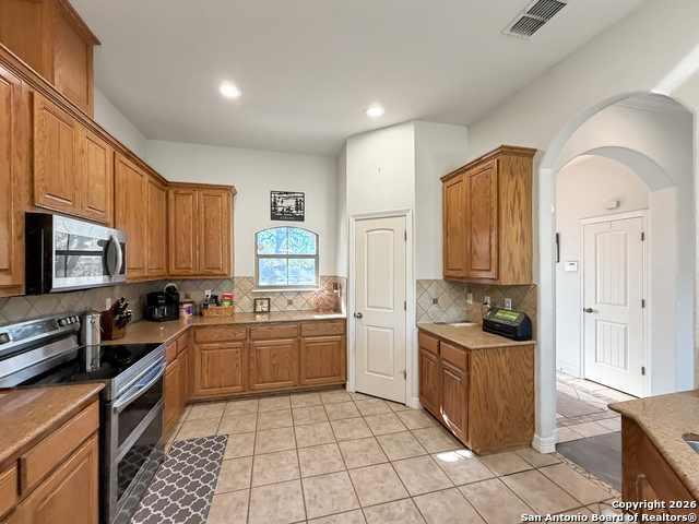 Image 10 of 37 For 1191 Mossy Hollow