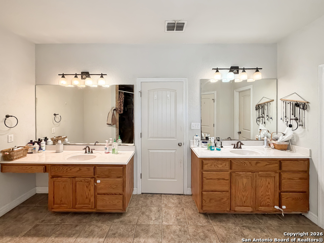 Image 21 of 37 For 1191 Mossy Hollow