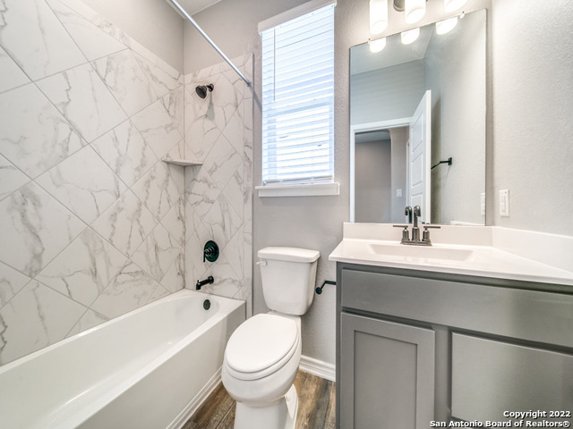 Image 15 of 25 For 26006 Los Mirasoles