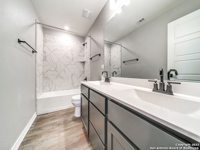 Image 22 of 25 For 26006 Los Mirasoles