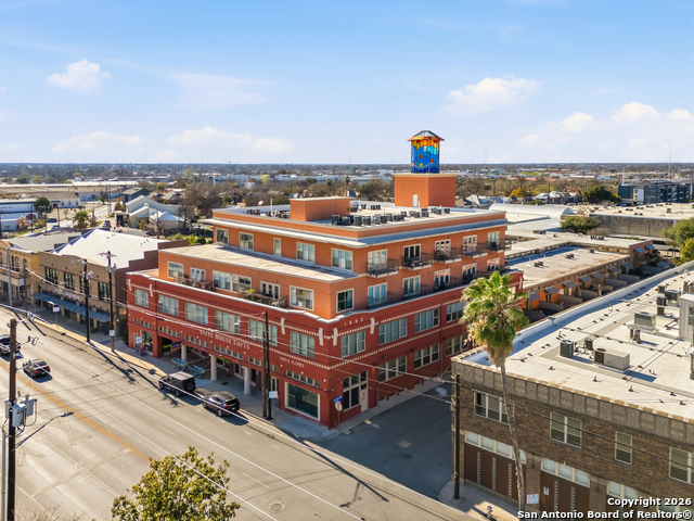 Image 25 of 31 For 1401 S Flores  110