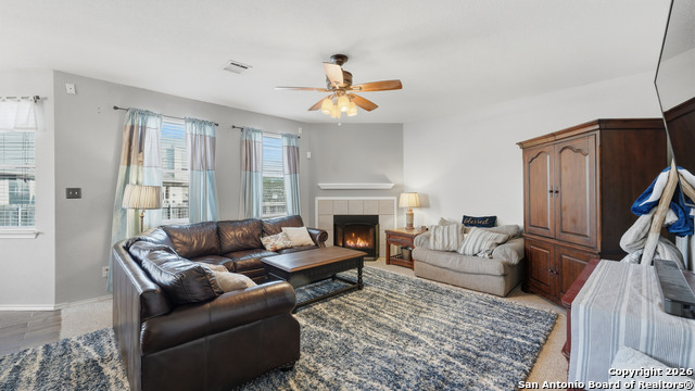 Listing photo id 10 for 2141 Warwick