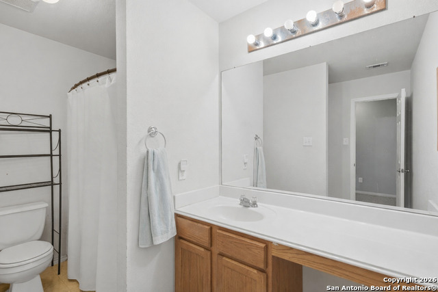 Listing photo id 19 for 2141 Warwick