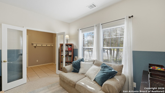 Listing photo id 21 for 2141 Warwick