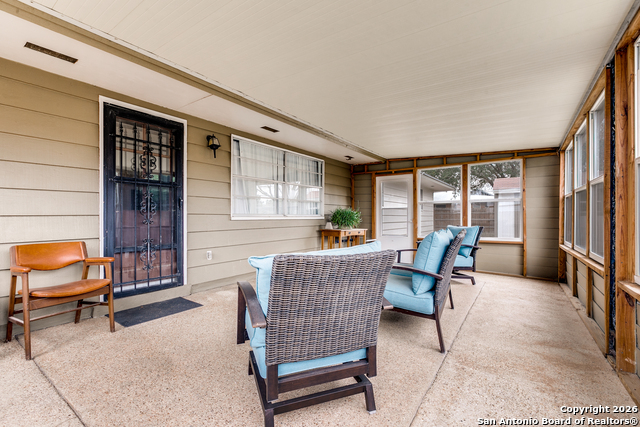 Listing photo id 20 for 3610 Larkhill