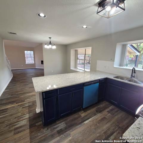 Image 14 of 38 For 14623 Highland Ridge