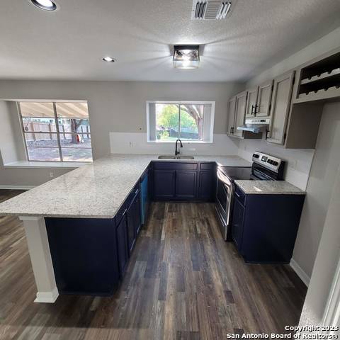 Image 16 of 38 For 14623 Highland Ridge