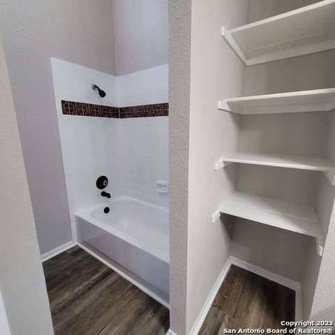 Image 33 of 38 For 14623 Highland Ridge