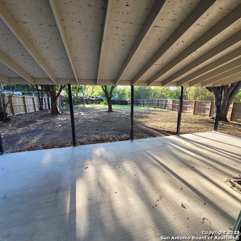 Image 36 of 38 For 14623 Highland Ridge