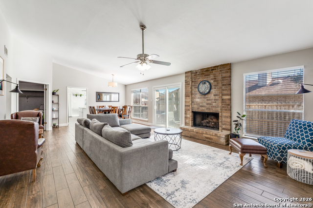 Image 10 of 22 For 201 Sunrise Canyon