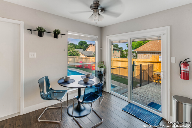 Image 8 of 22 For 201 Sunrise Canyon