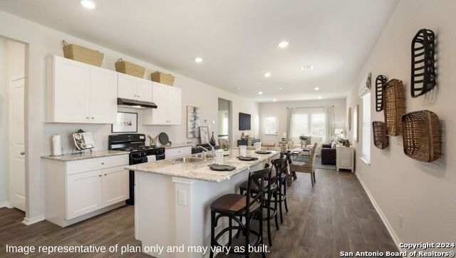 Image 4 of 31 For 3211 Davis Trace